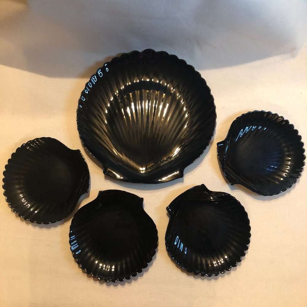 Gorgeous Set of Black Glass Shell Large Serving Plate / Platter with 4 Plates